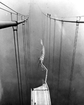 Narrows Bridge collapse in Tacoma, Washington on November 7, 1940 - Photo Source