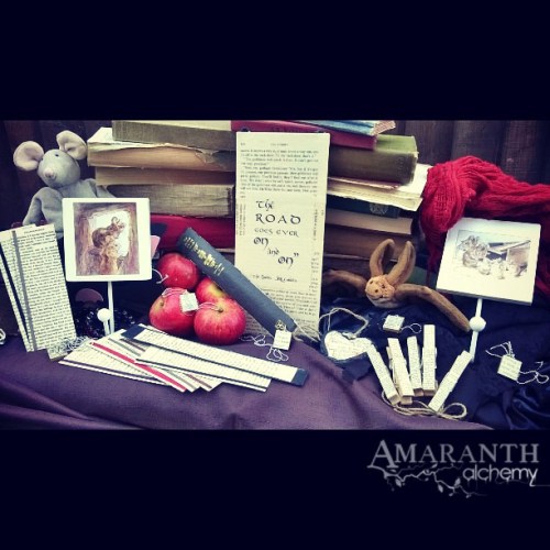 amaranth alchemy etsy shop, bookpage gifts, bookmarks, scrabble style necklaces, bookspine bookmarks,