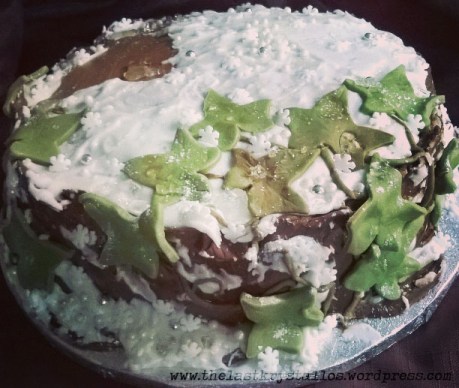 Ivy-Christmas-Cake-the-last-krystallos-2014