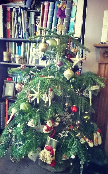 real-christmas-tree-the-last-krystallos-2015