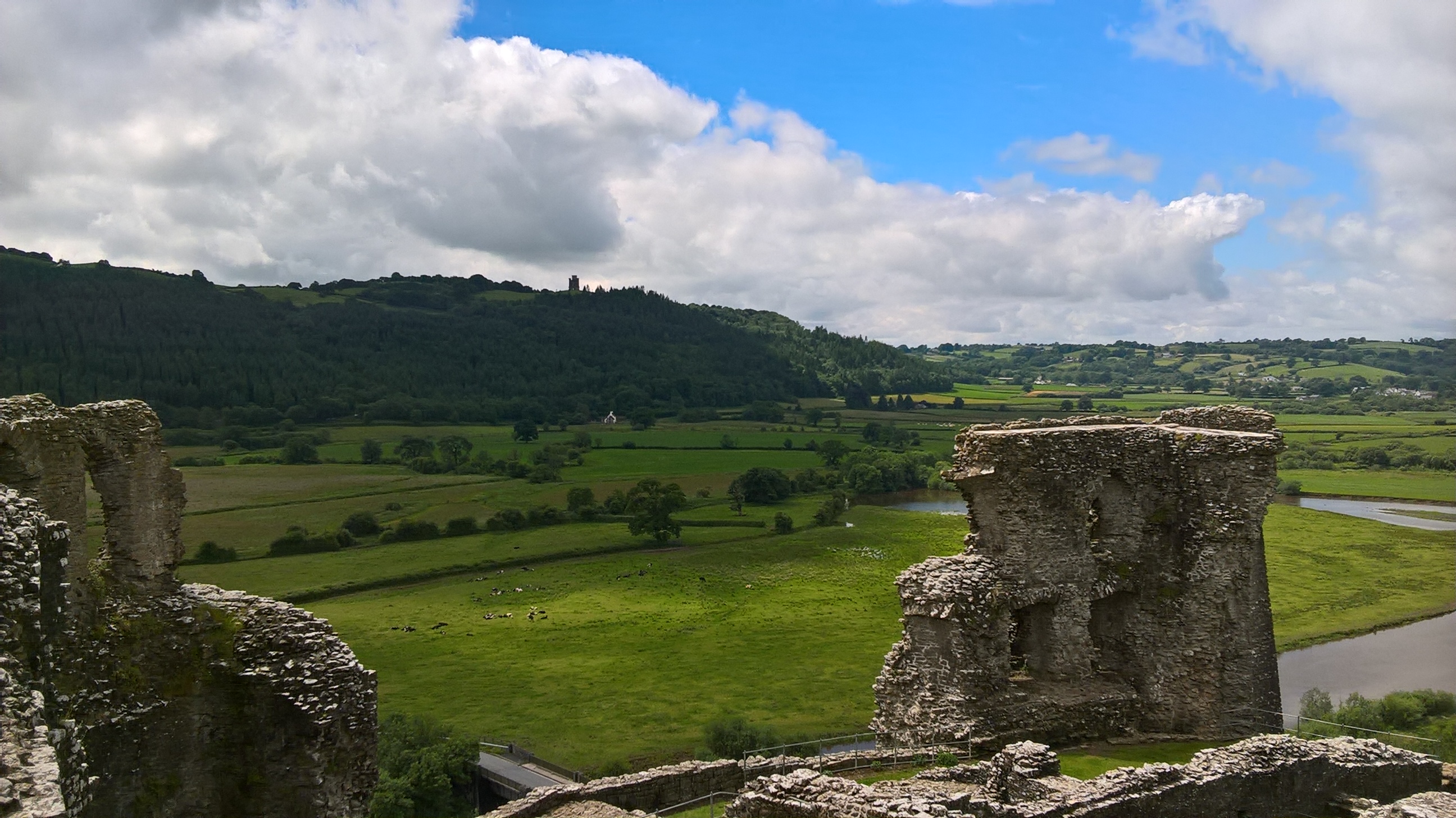 Dryslwyn-castle-paxton-tower-the-last-krystallos